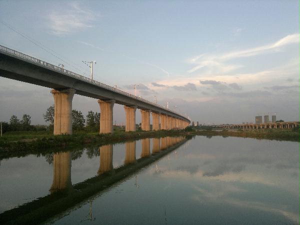 成渝鐵路采用松夏<a href='http://m.chengxiansheng.cn/' target='_blank'><u>空氣彈簧</u></a>